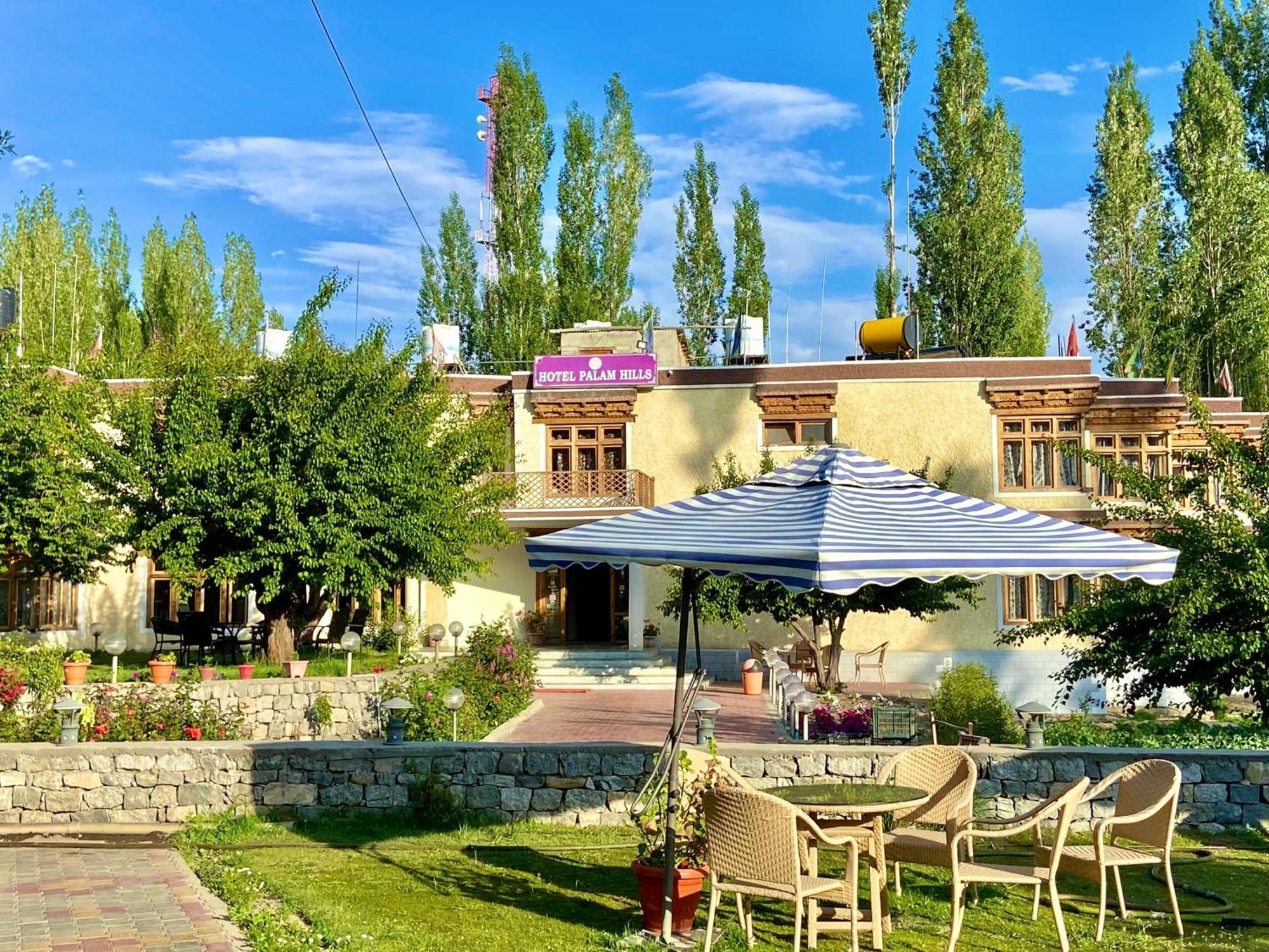 Hotel Palam Hills Leh Dış mekan fotoğraf