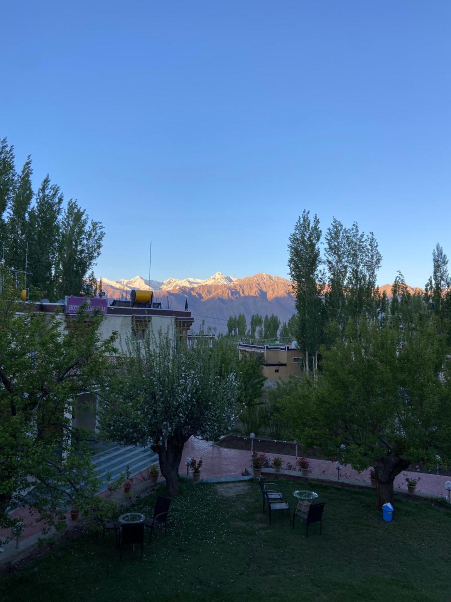 Hotel Palam Hills Leh Dış mekan fotoğraf